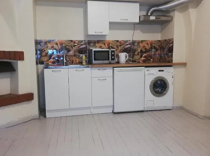 Apartman Collegium *